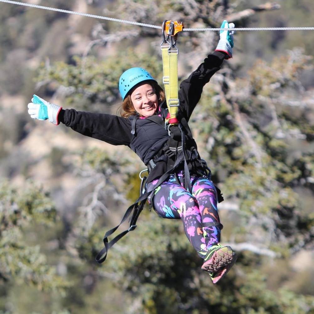 Meet your Posher, Claudia